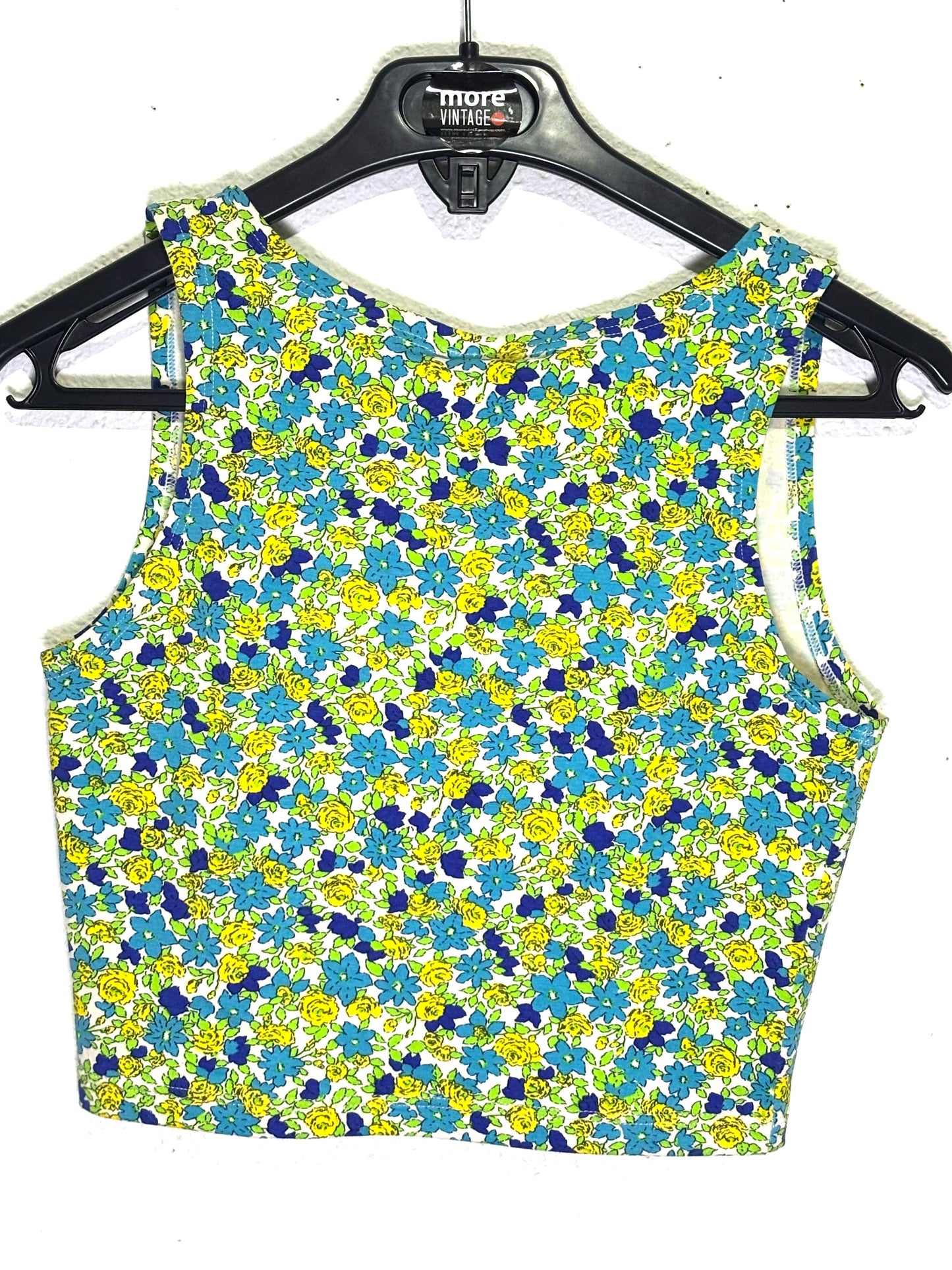 Top Nike Retro Summer (prenda sin usar con etiqueta)