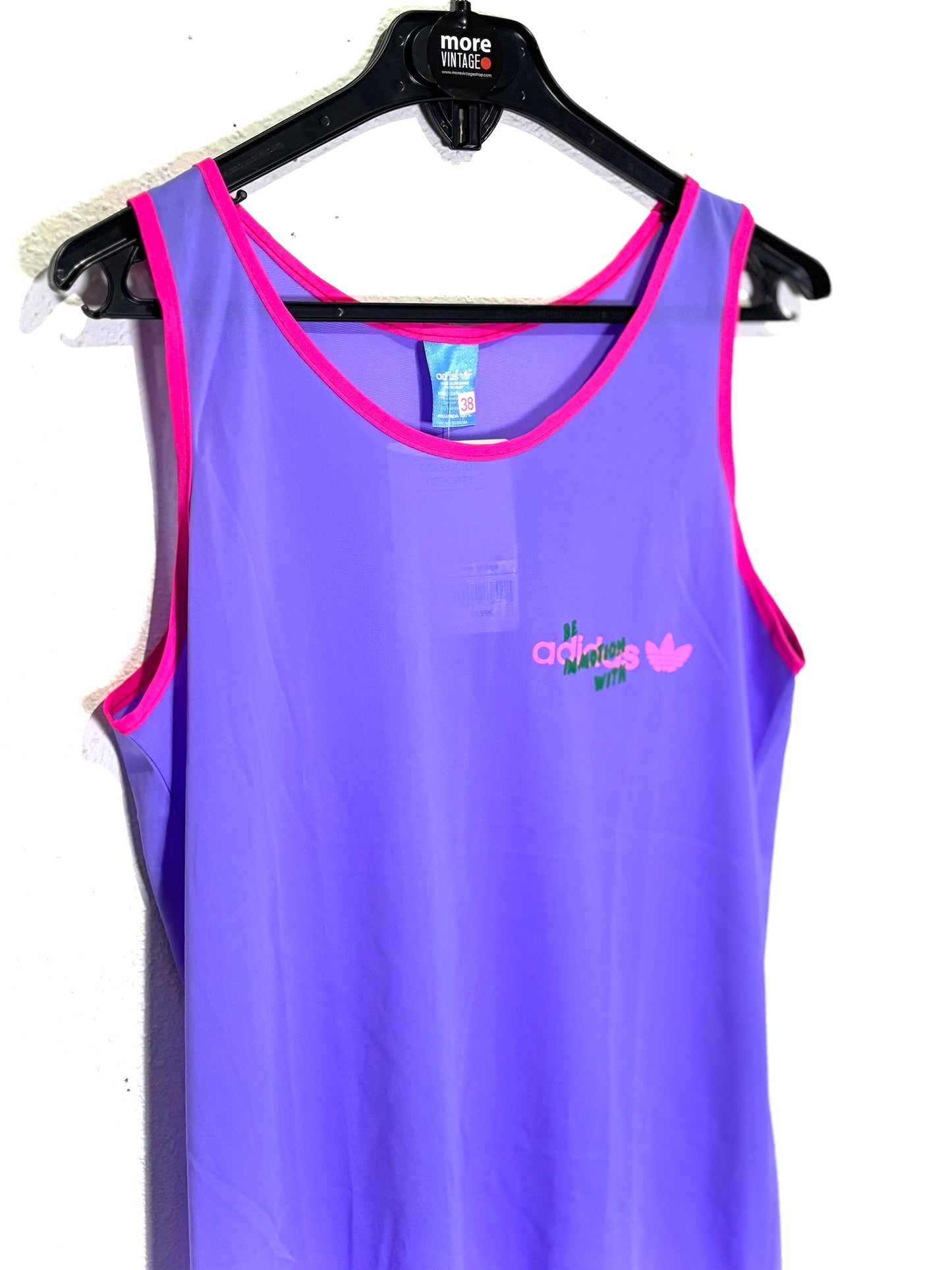 Camiseta Adidas “be inmotion whith Adidas” (prenda sin usar con etiqueta)