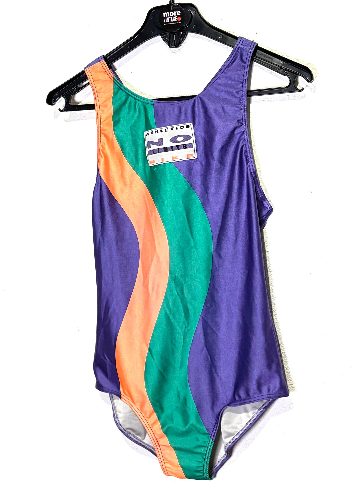 Bañador Nike Women’s “Athletics No Limits” (prenda sin usar con etiqueta)