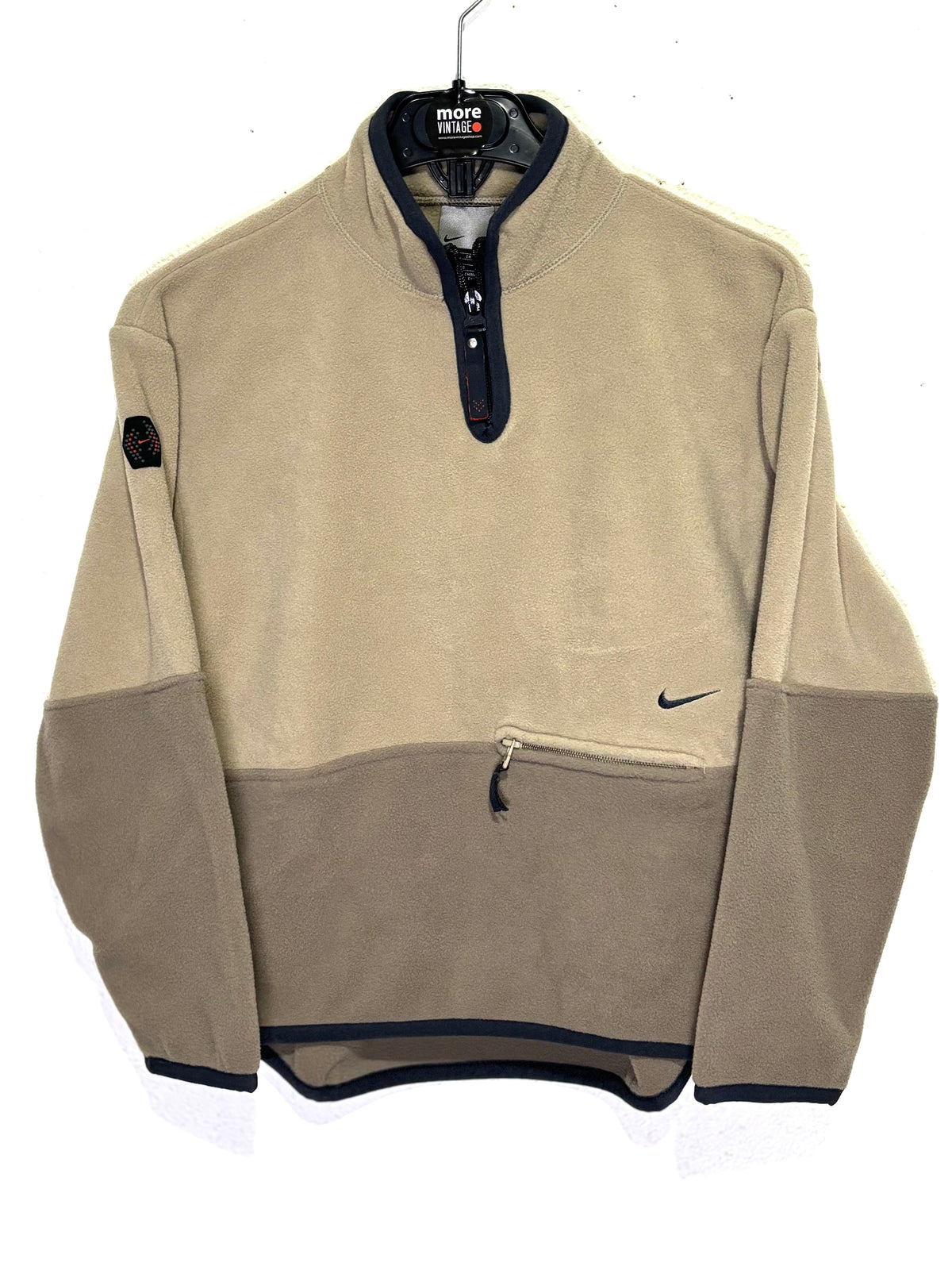 Polar Nike Retro Beige (prenda sin usar con etiqueta)