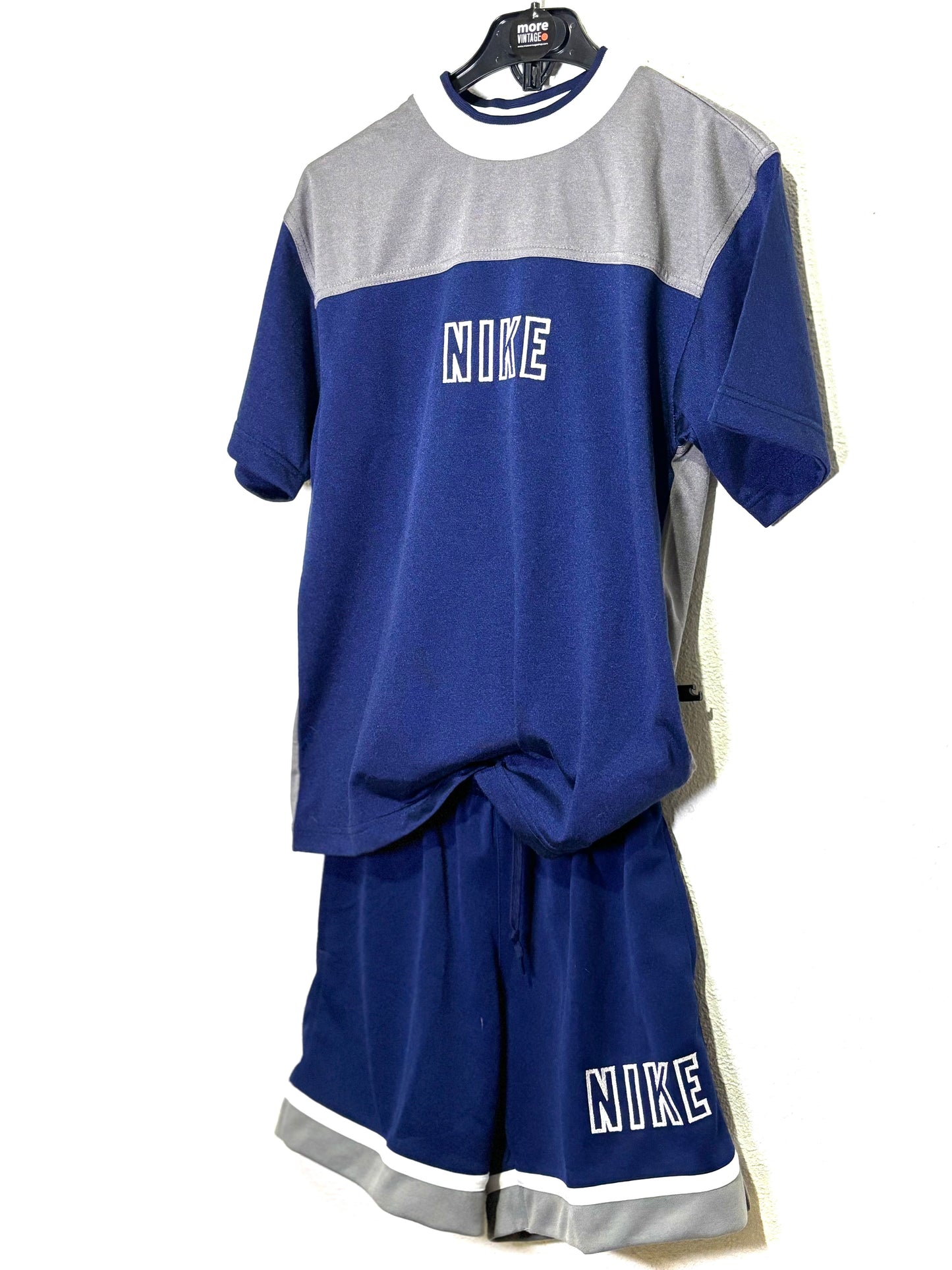 Conjunto Nike Retro Navy Blue/Grey (prendas sin usar con etiqueta)
