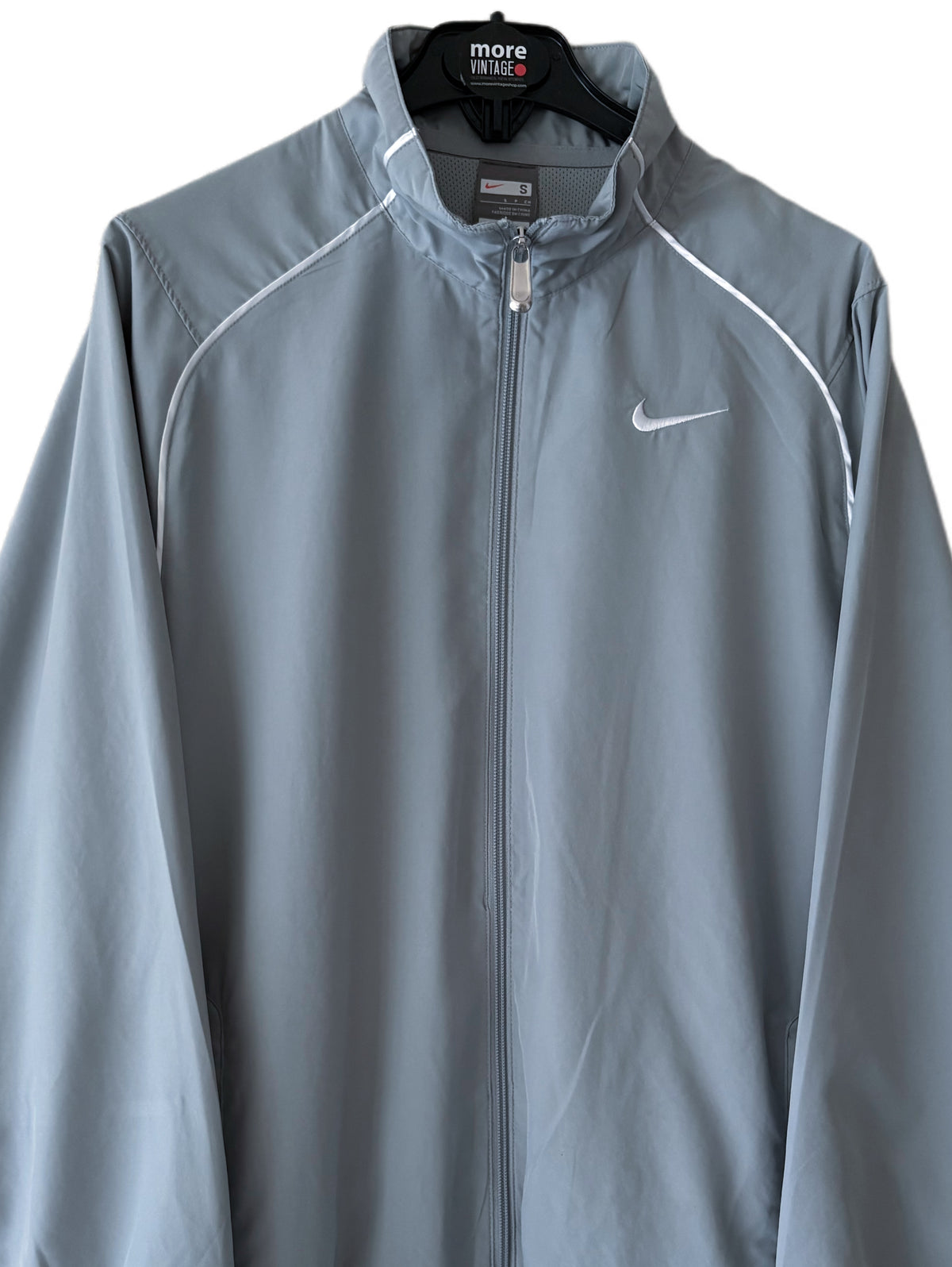 Chaqueta Nike Retro Grey