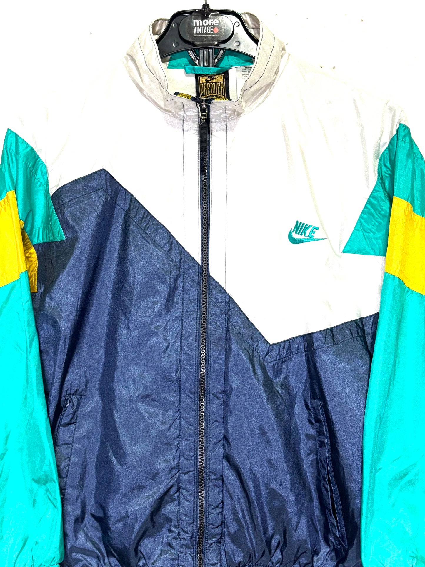 Chaqueta Nike Premiere Retro Colour’s