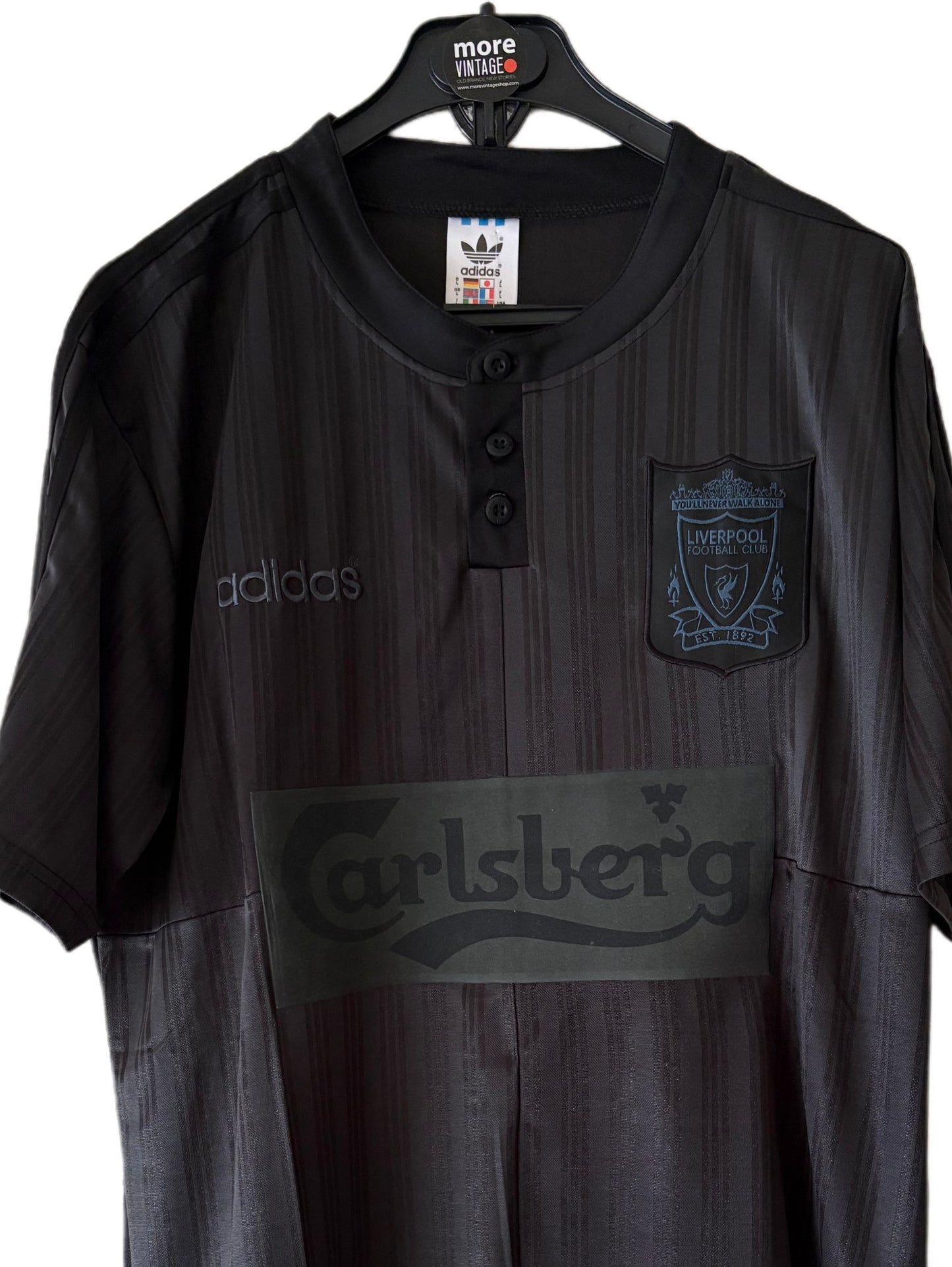 Camiseta Liverpool Adidas Retro Black Edition
