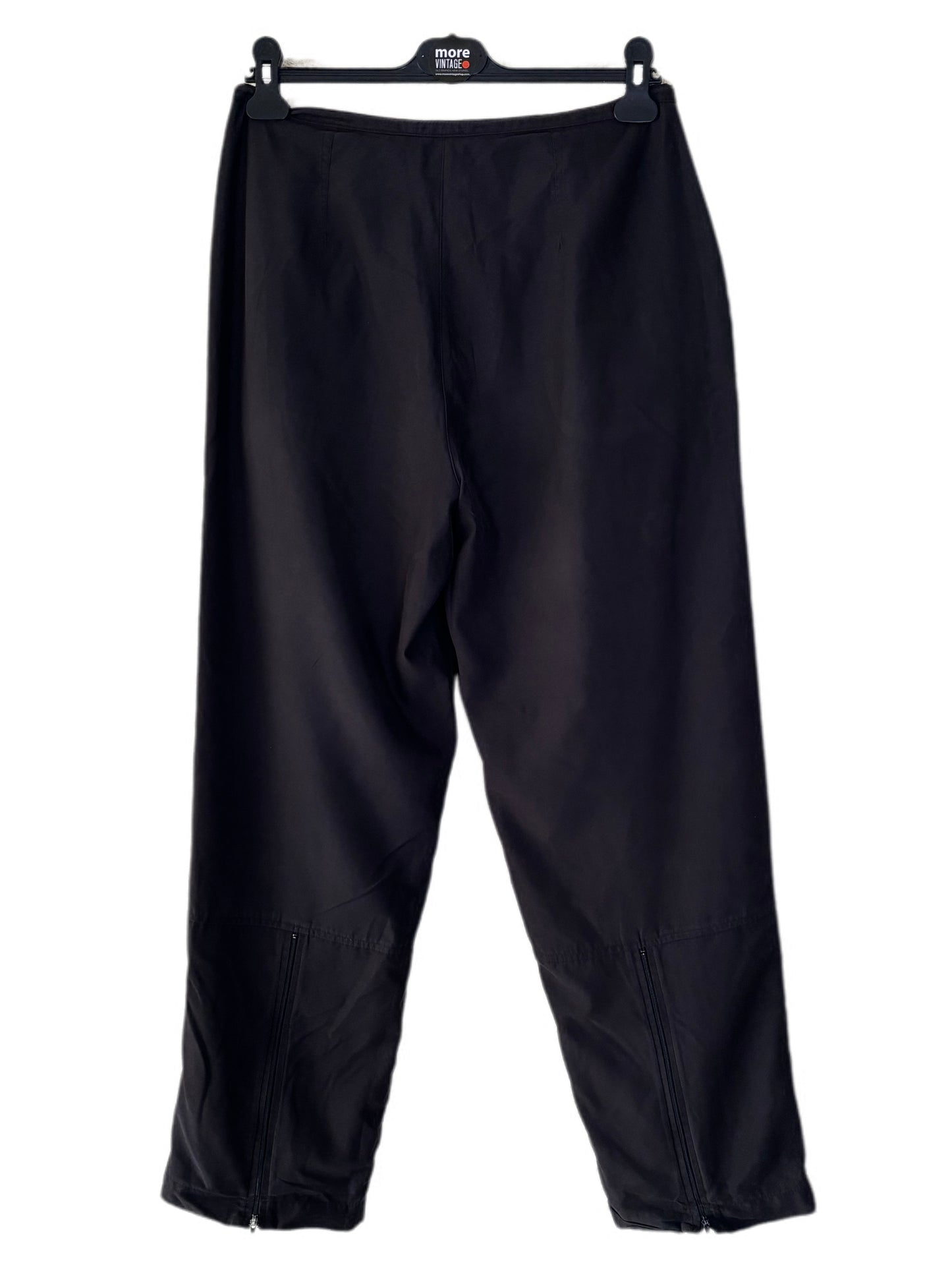 Pantalón Nike Retro Black “Sport Collection Club”