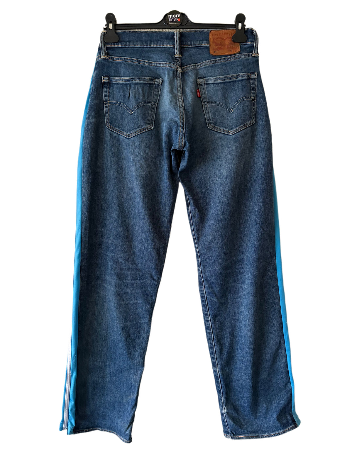 Upcycling Levi’s x Adidas | Cargo Jeans Reworked Levi’s x Adidas Originals