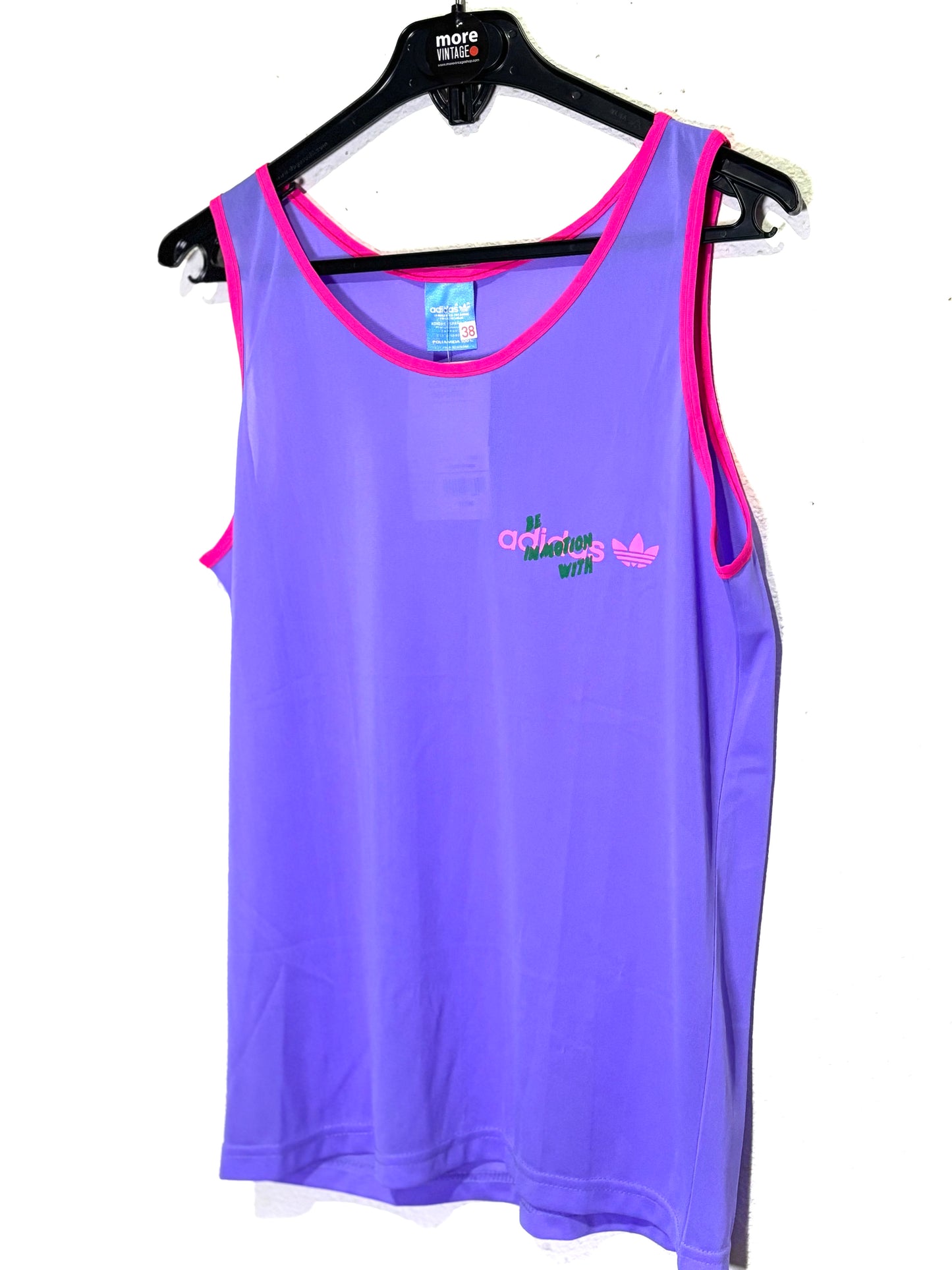 Camiseta Adidas “be inmotion whith Adidas” (prenda sin usar con etiqueta)