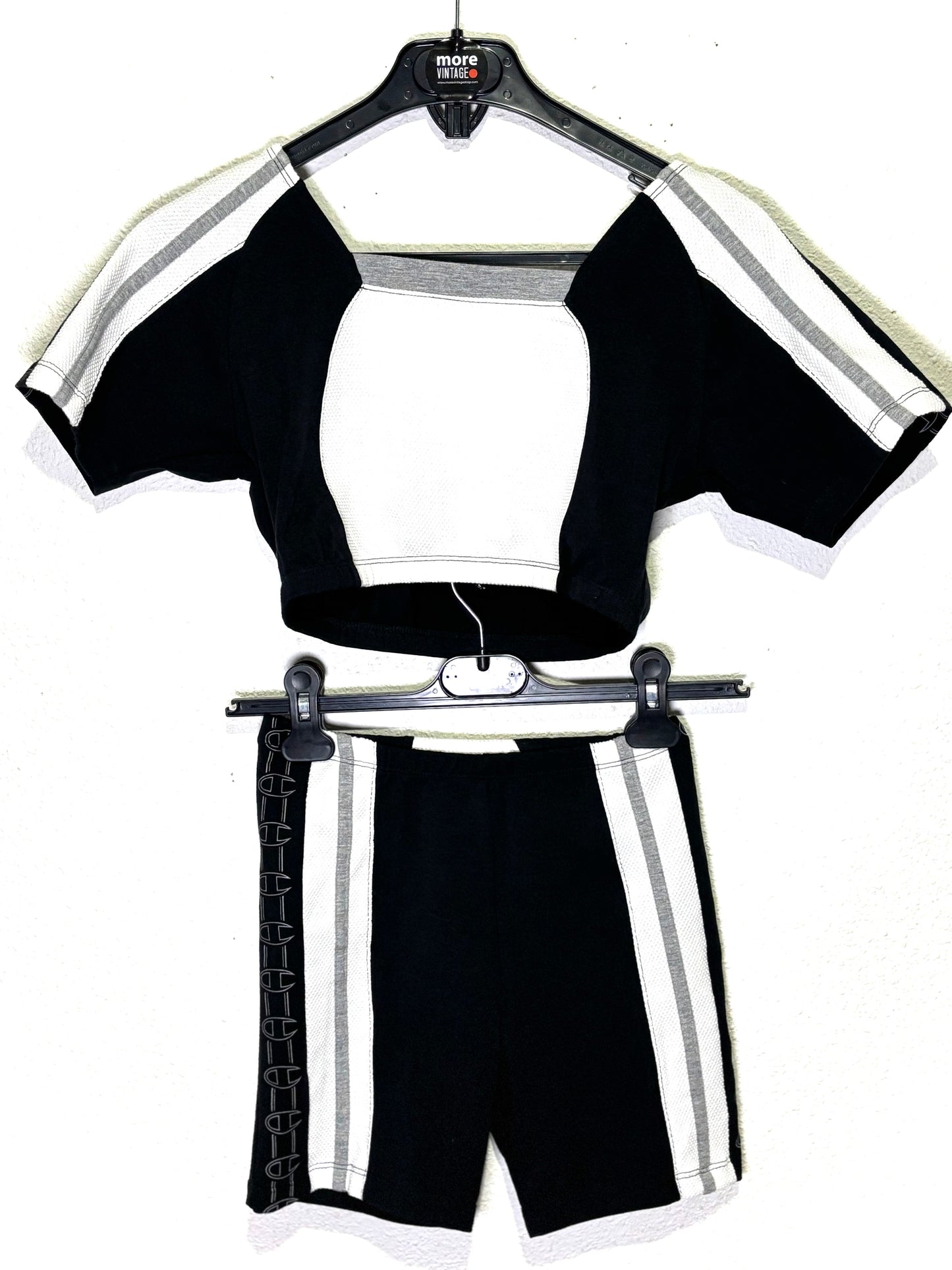 Retro Tracksuit Champion Black/White