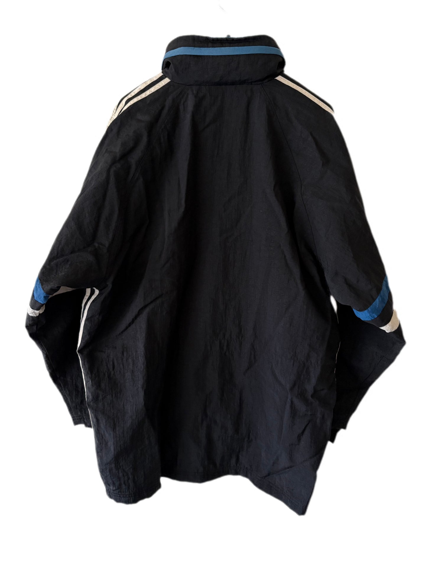 Abrigo Adidas Classic Vintage Black