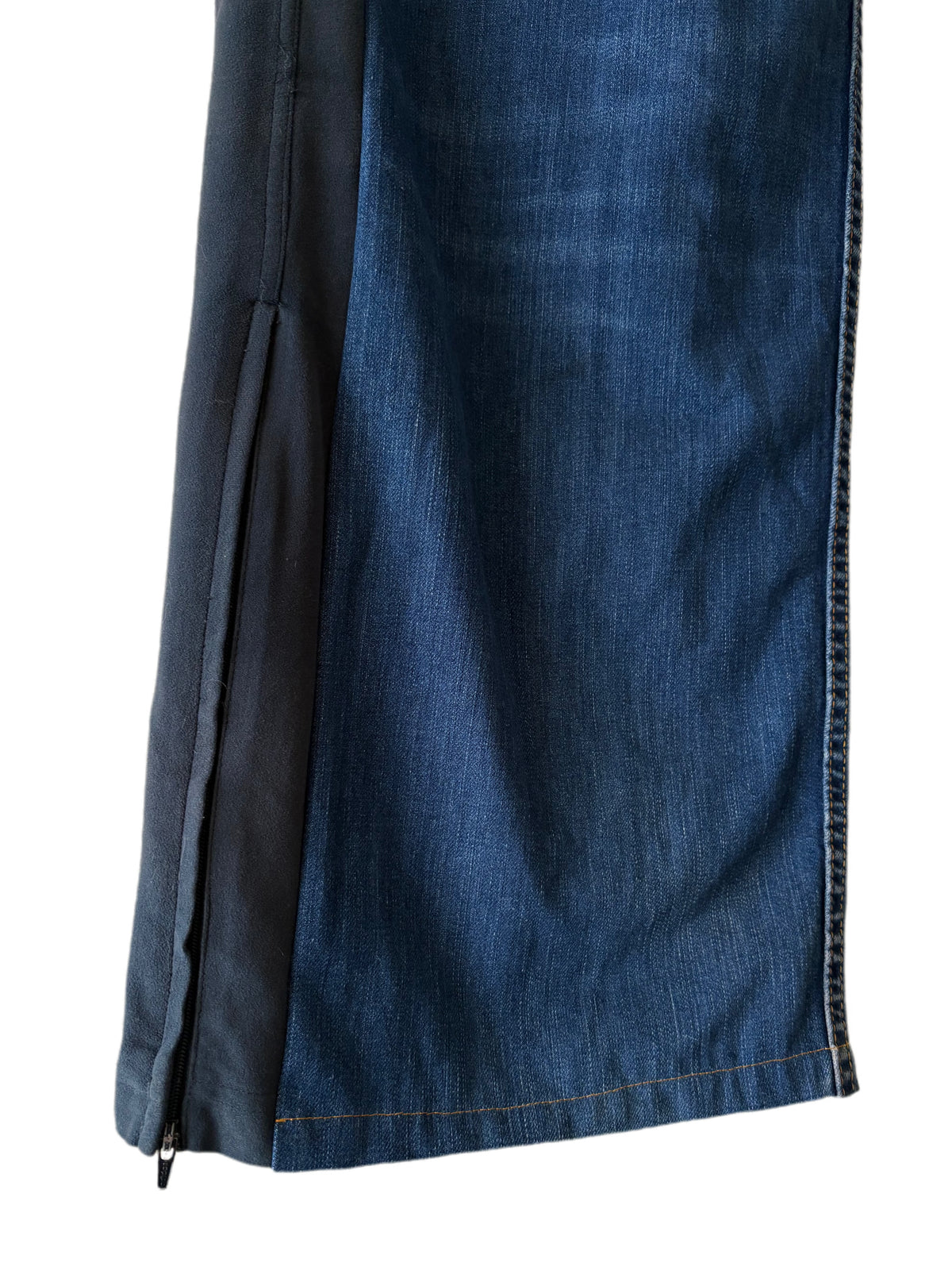 Upcycling Levi’s x Adidas | Cargo Jeans Reworked Levi’s x Adidas