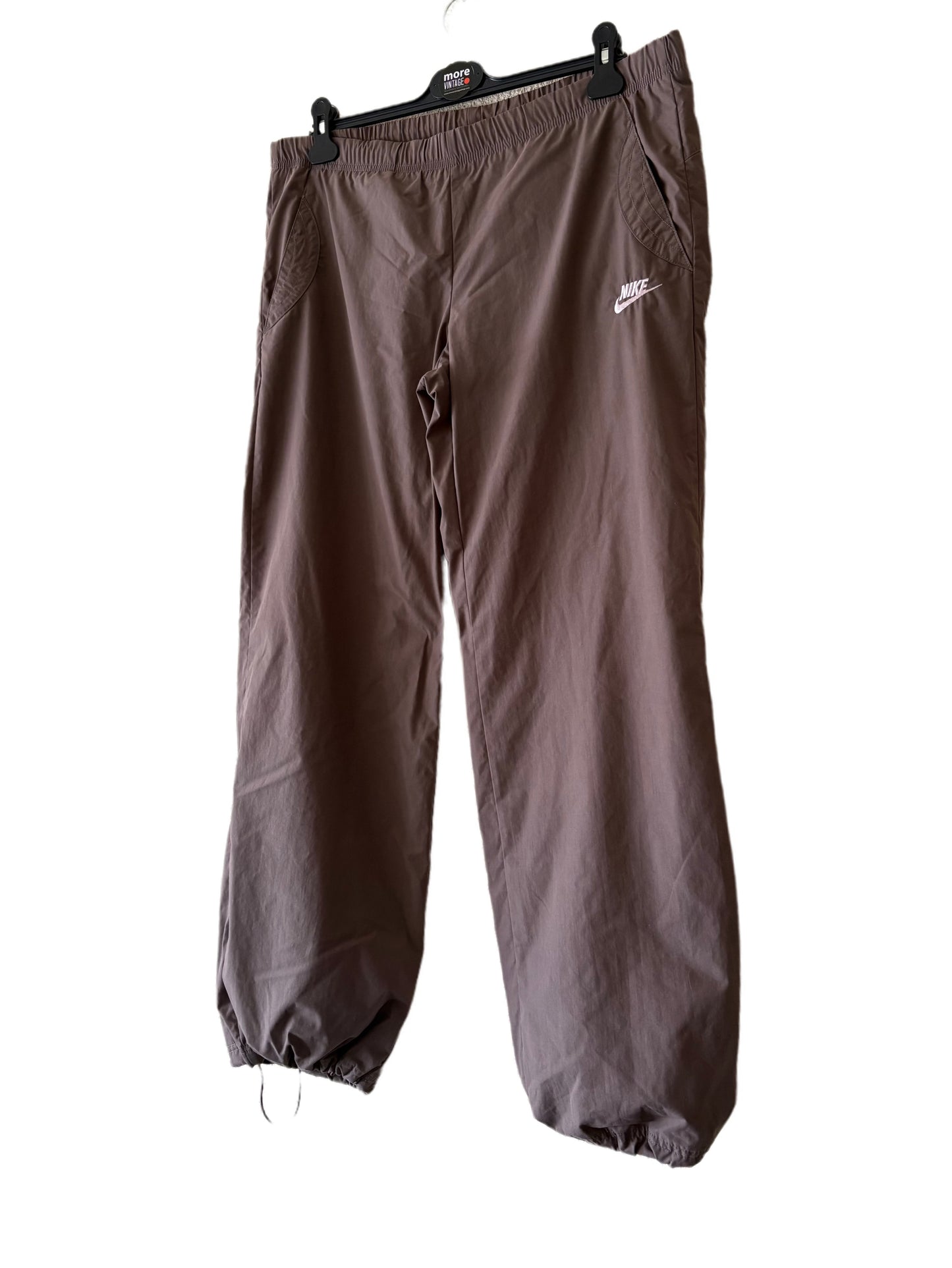 Pantalón Nike Cargo Retro Brown