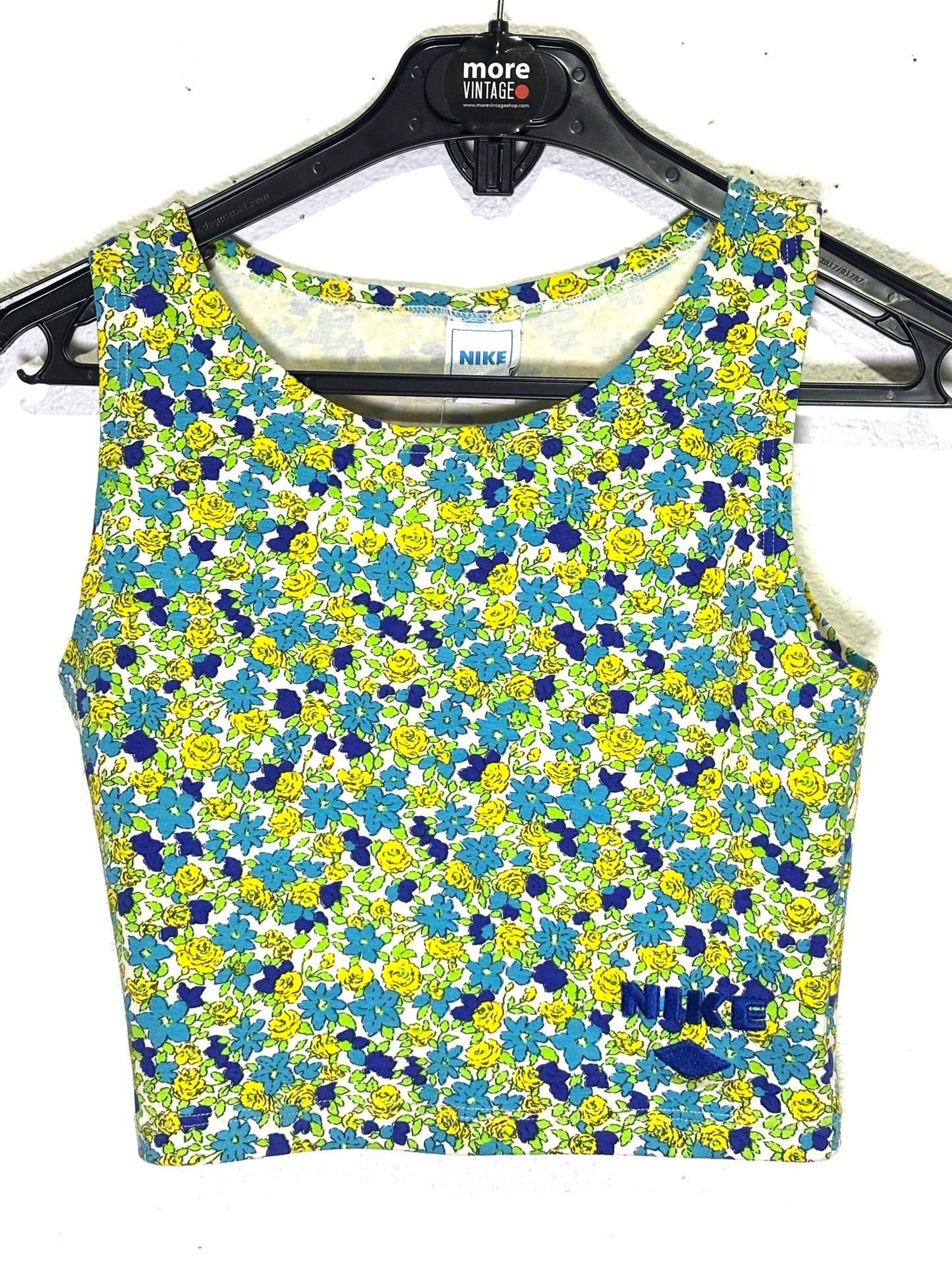 Top Nike Retro Summer (prenda sin usar con etiqueta)