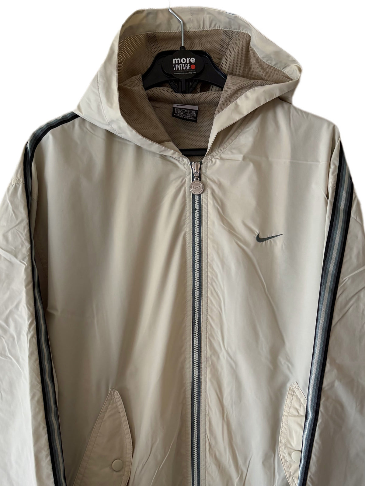 Chaqueta Nike Retro Beige