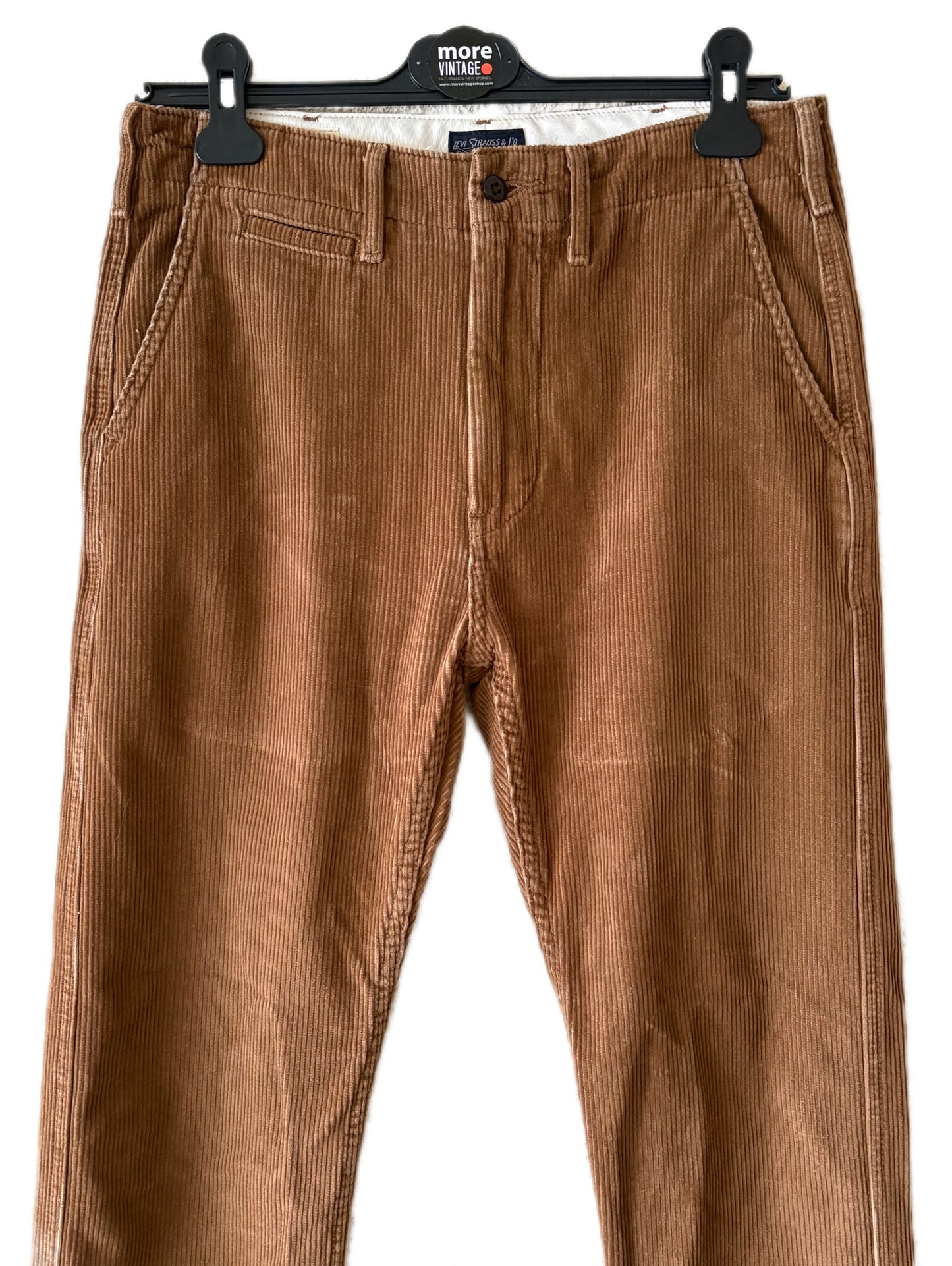 Pantalón Levi’s Premium Retro Corduroy Brown